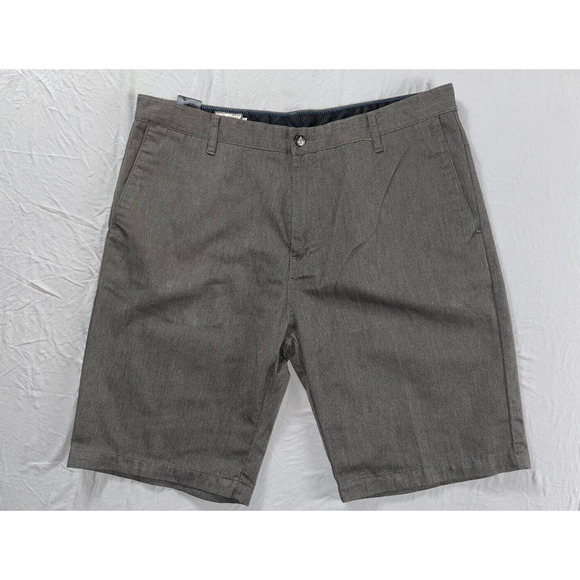 Volcom Flat Front Vmonty Chino Skate Shorts. Greenish Gray, Men's Size 38. EUC!! - Picture 1 of 5